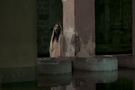 La Llorona, A Ghostly Tale of Lost Love and Remorse!